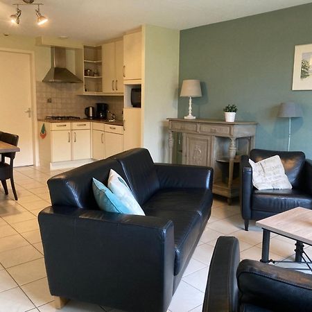 Accommodatie In Herbouwde Boerenschuur Koestal Ретраншемент Экстерьер фото